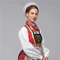 Bringebuksdrakt fra Nord-Valdres